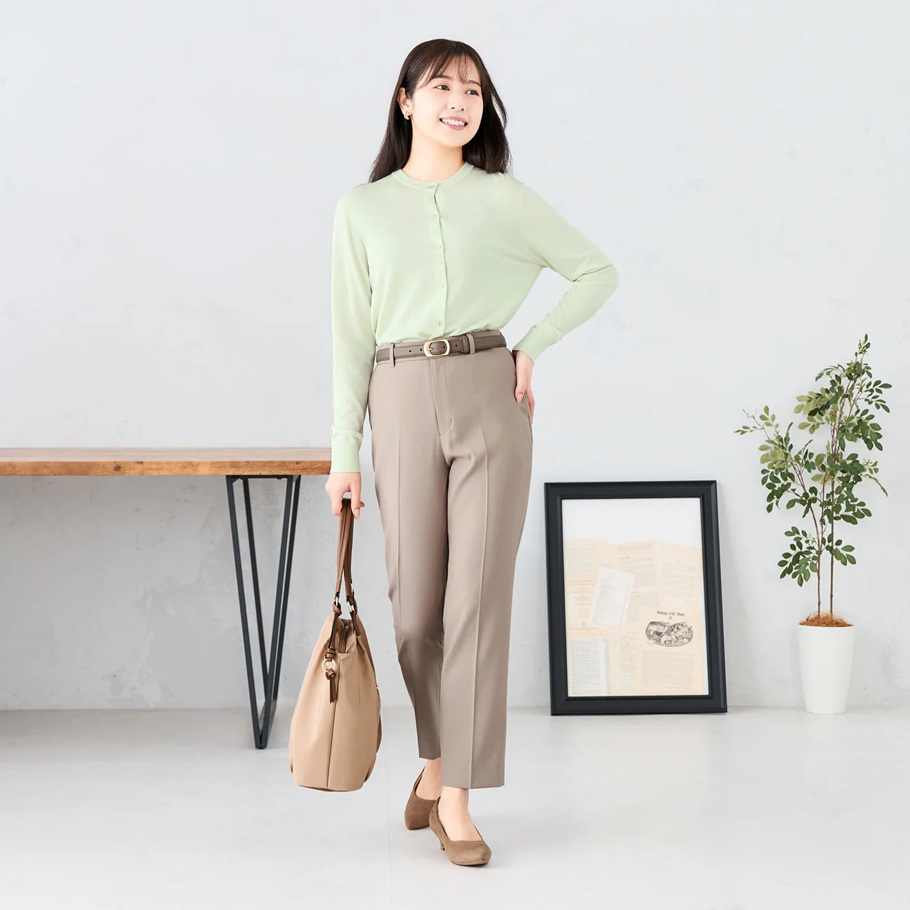 Stretch Bright Twill Straight Pants - Beige - Image 2
