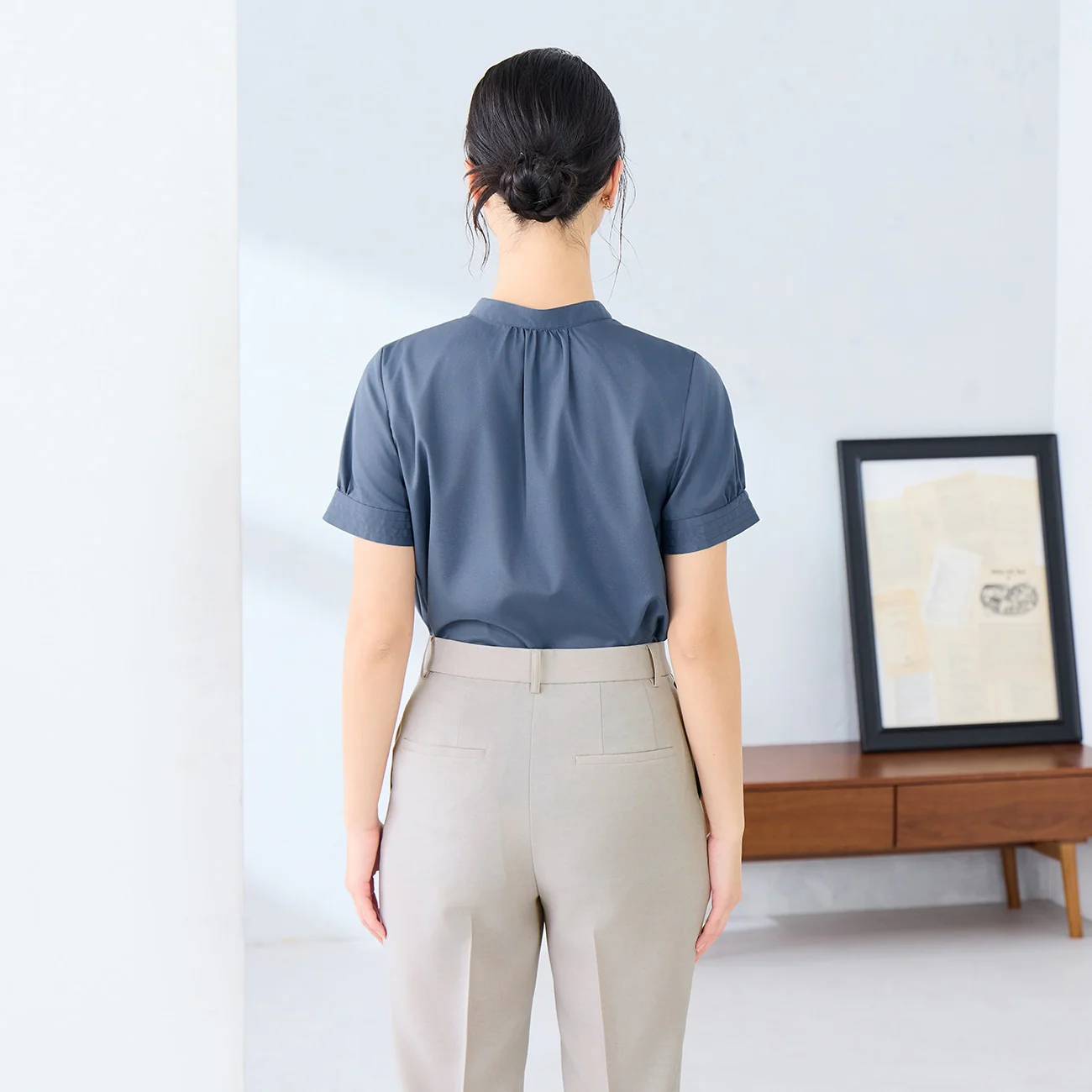 Women's Short Sleeve Narrow Bow Tie Shirt - Blue - Image 4
