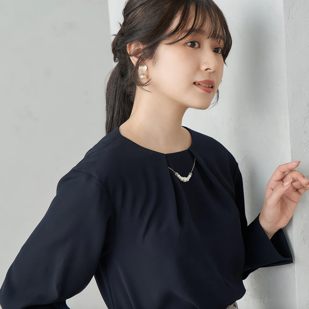 Blouse With Detachable Accessories - Image 4