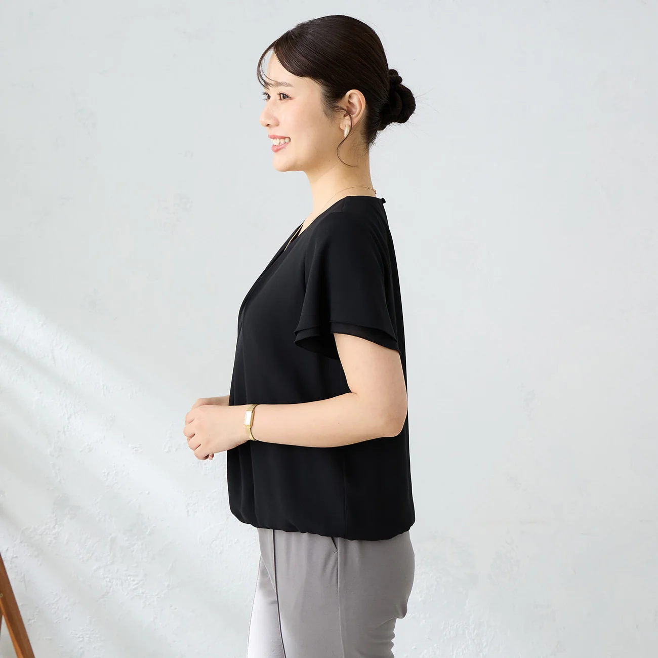 UV Protection Tucked Short Sleeve Blouse - Image 22