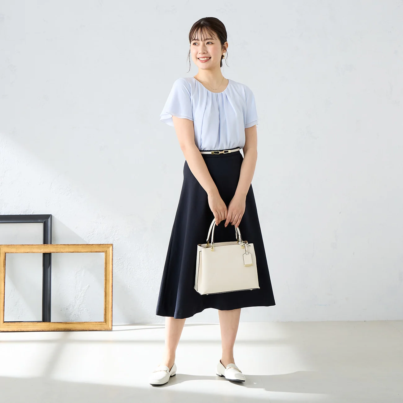UV Protection Tucked Short Sleeve Blouse - Image 3