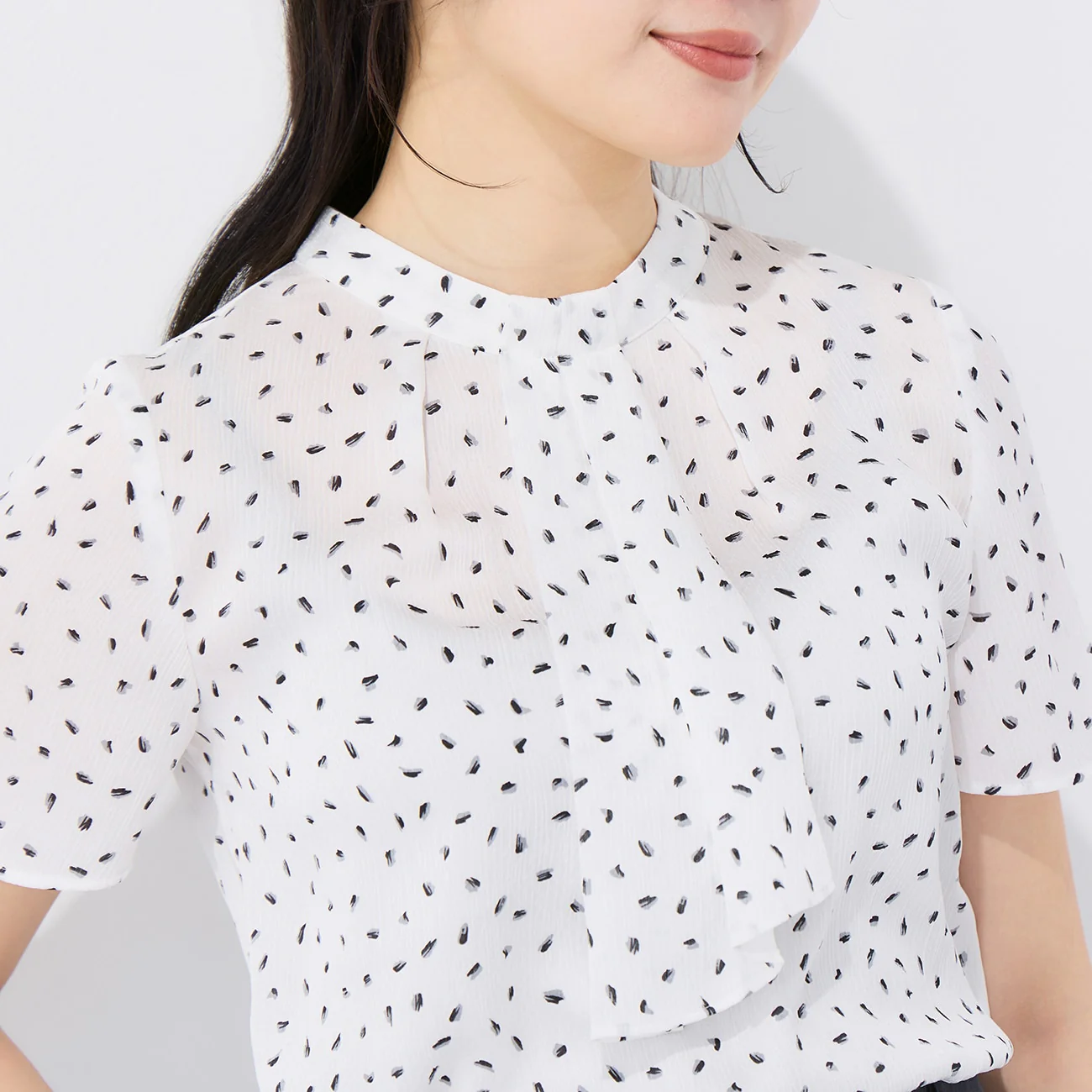 Cool Touch Printed Short Sleeve Blouse - Image 17