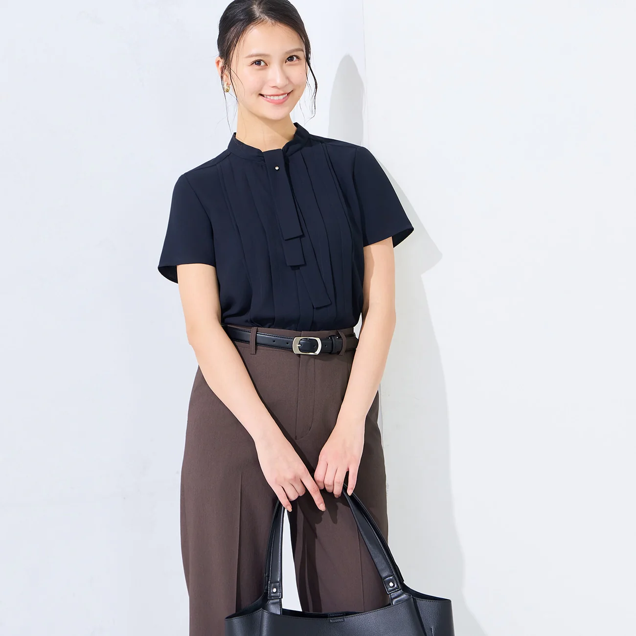 Short Sleeve Bow Tie Blouse