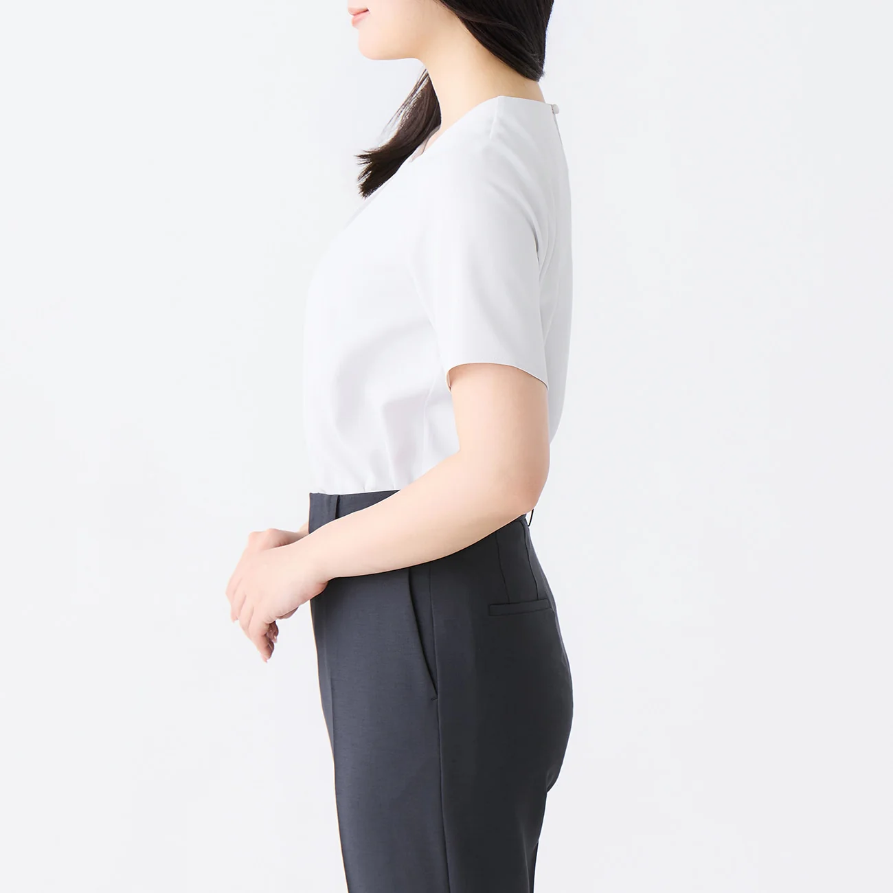 UV Protection Metal Accent Short Sleeve Blouse - Image 12