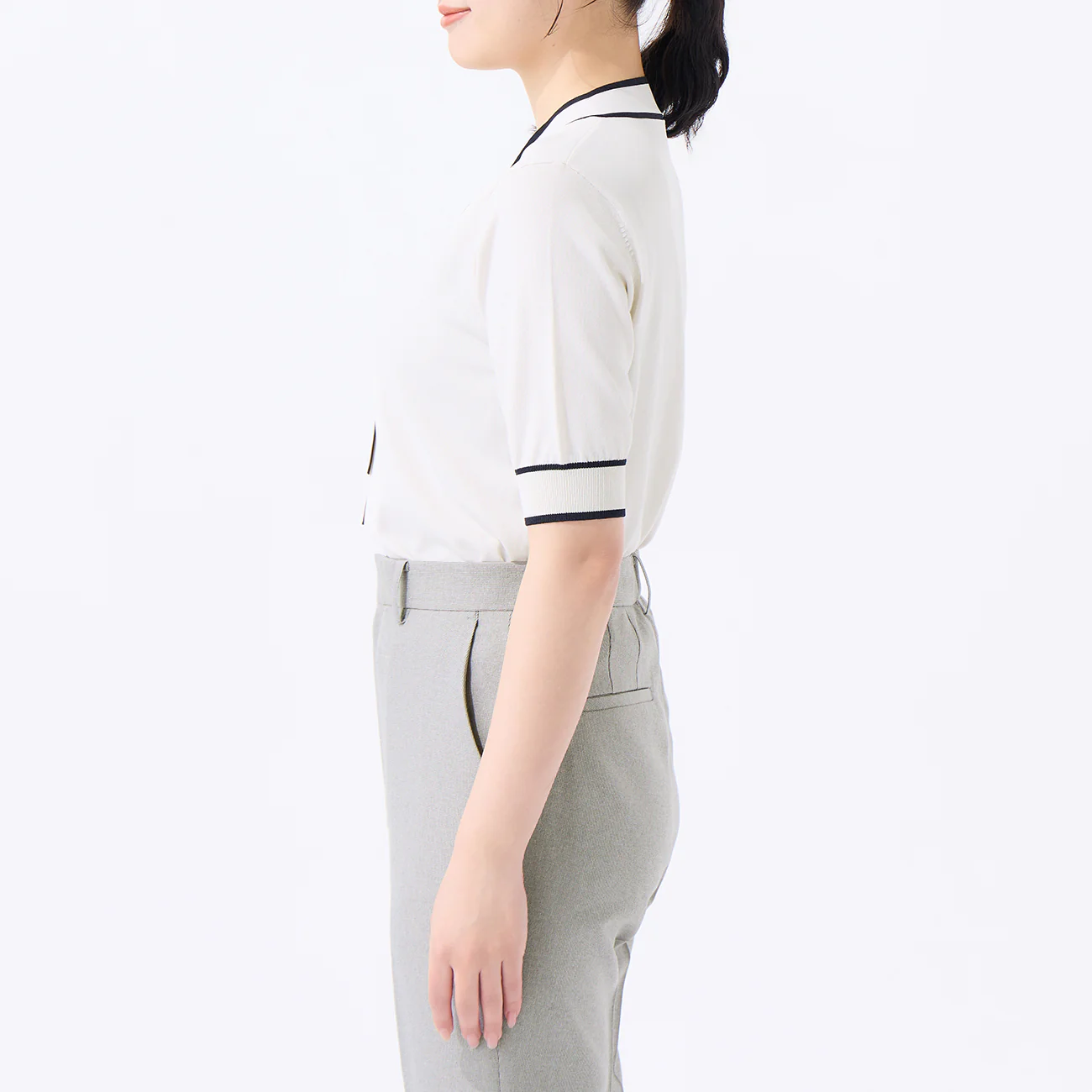 Washable Cool Touch Contrast Bow Tie Short Sleeve Knit Top - Image 3