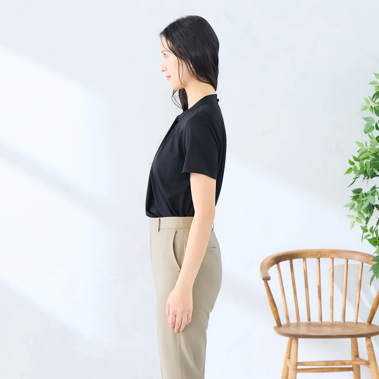 Short Sleeve Bow Tie Blouse - Image 3