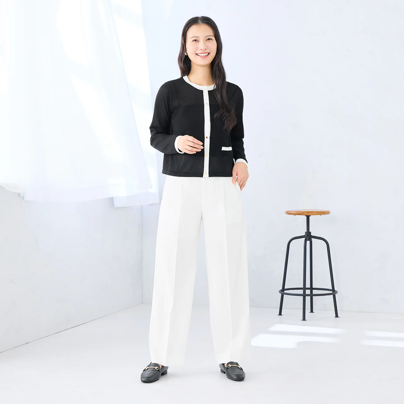 Contrast Sheer Knit Jacket - Image 15