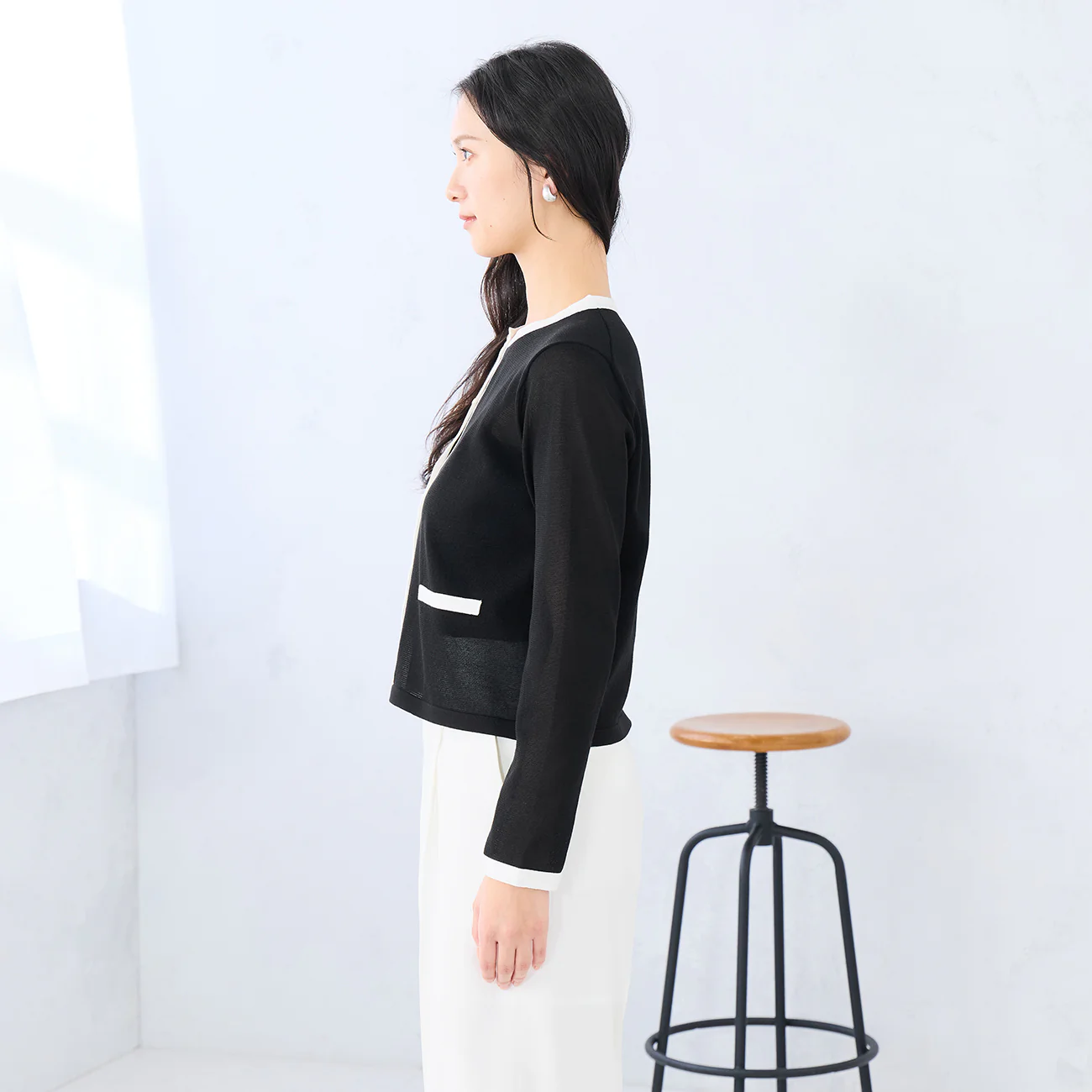 Contrast Sheer Knit Jacket - Image 16