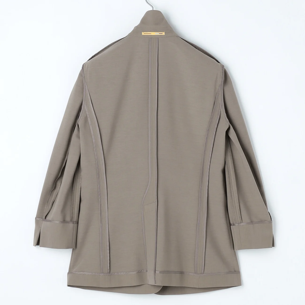THE THIRD SUITS Washable Cool Touch Cropped Sleeve Long Jacket - Beige - Image 12