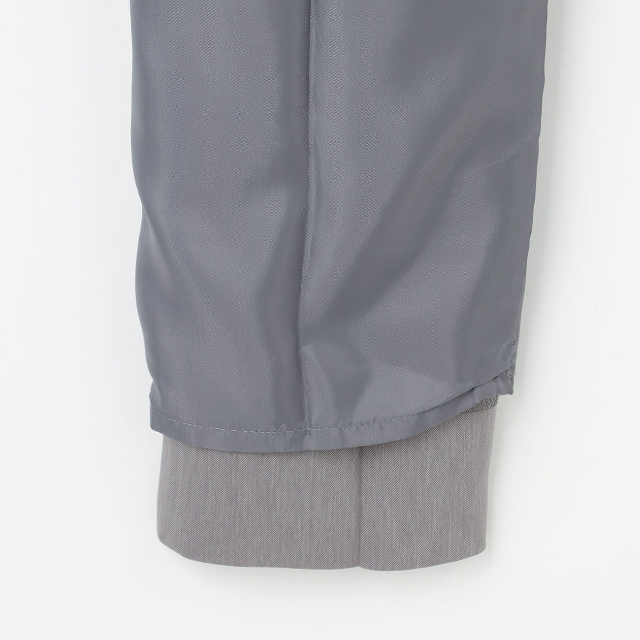 THE THIRD SUITS Cropped Pants - Light Gray - Image 9