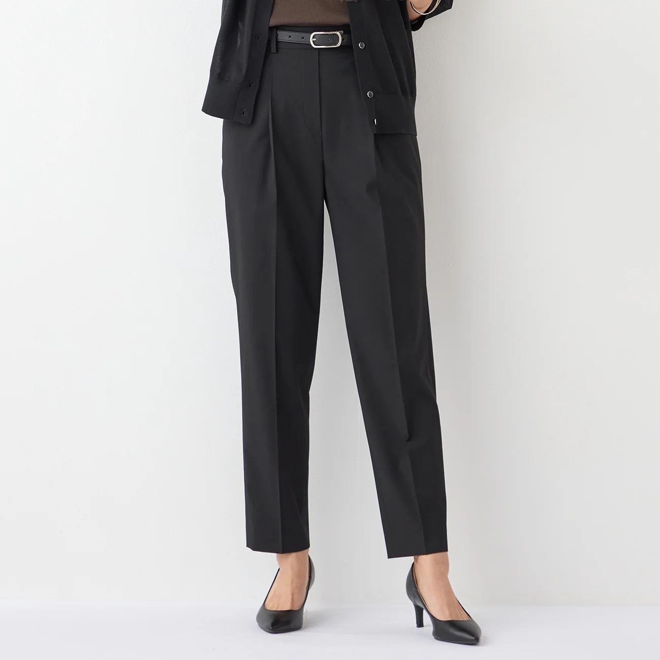 Flamingo Airy Tapered Pants - Black - Image 12
