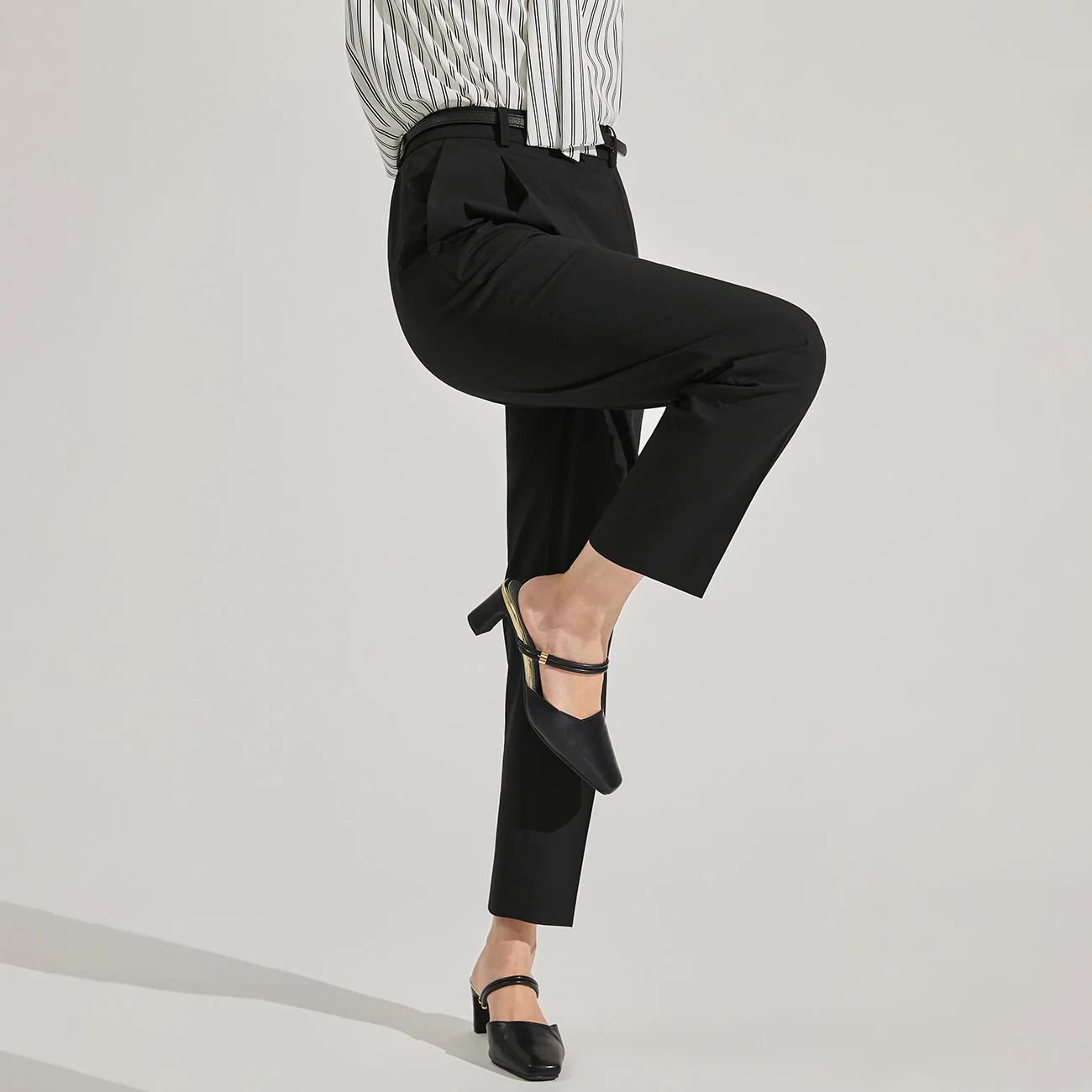Flamingo Airy Tapered Pants - Black - Image 3