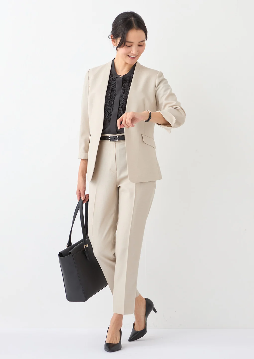 THE THIRD SUITS Linen-Like Cropped Pants - Beige - Image 12