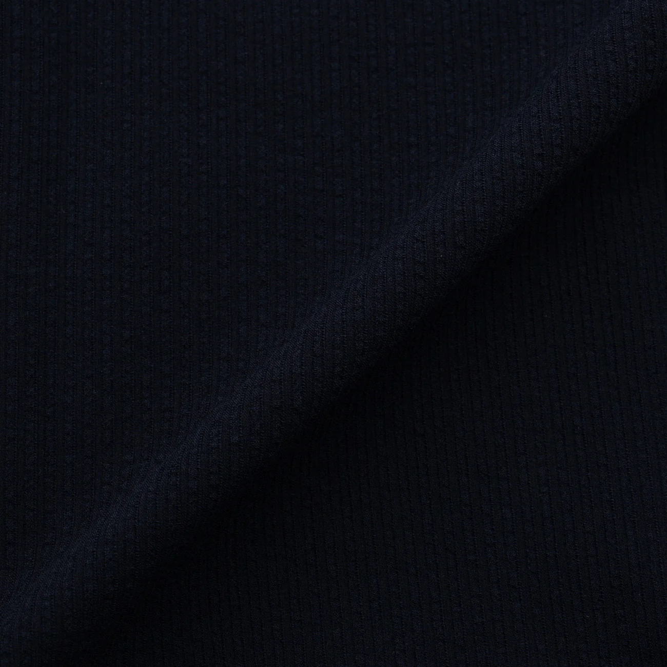 Business Casual Seersucker Short Sleeve Button-Down Shirt - Image 7