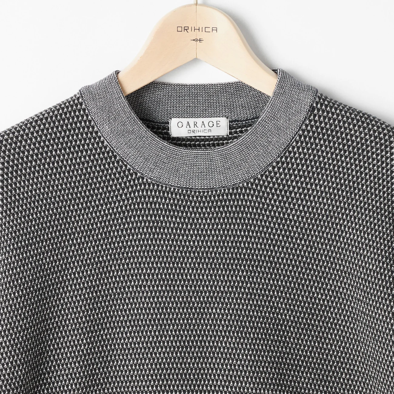 BIZ KNIT Textured Stripe Knit T-Shirt - Image 5