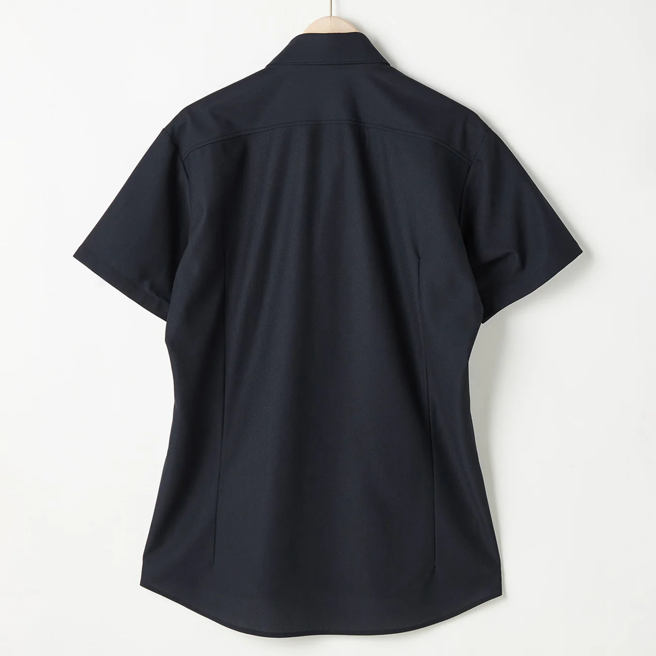 Full-Buttoned Diamond Pattern Button-Down Polo Shirt - Image 3