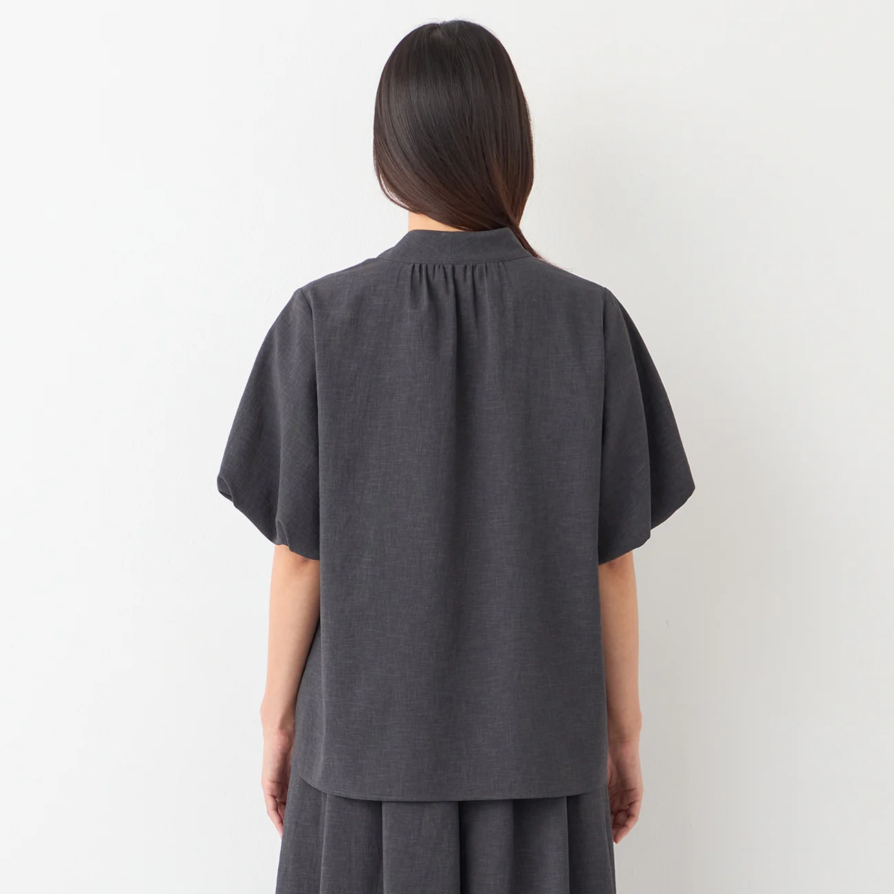 Tie-Neck Voluminous Sleeve Blouse - Image 16