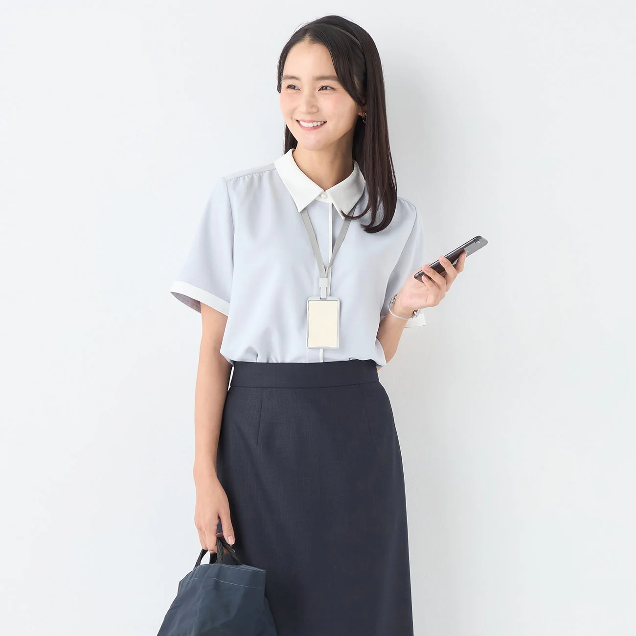 VEIL Contrast Point Collar Blouse - Image 5